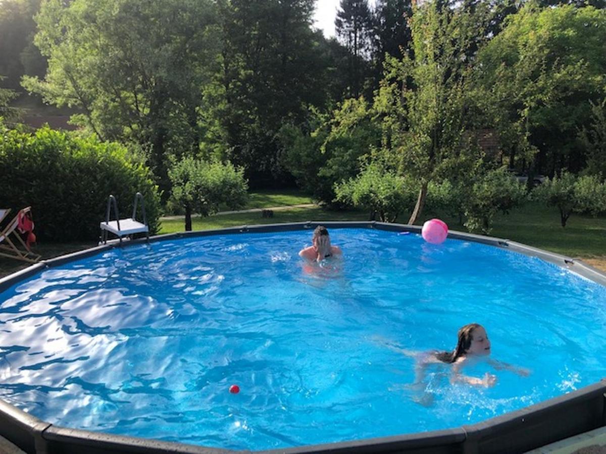 Wooden Cabin Zurej With Hot Tub Bukovje v Babni Gori Zewnętrze zdjęcie